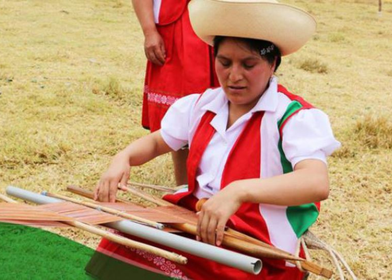 Declaran Patrimonio Cultural de la Nación a los Conocimientos, técnicas y prácticas asociados a los tejidos en Qallwa en la provincia de San Miguel, Cajamarca
