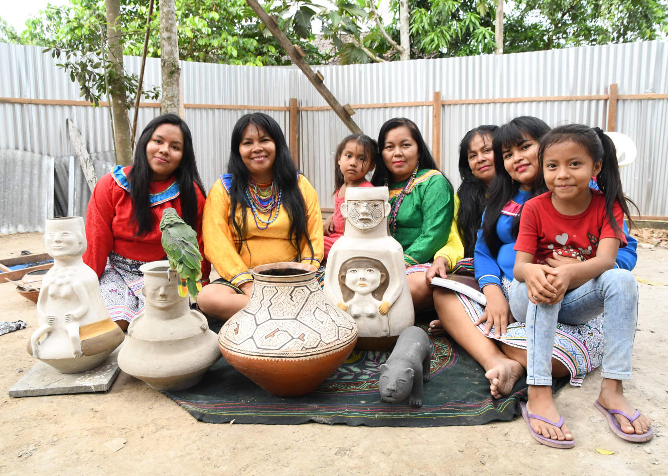 La Asociación de Artesanas Chonon Biri se incorpora a las Tiendas Virtuales Ruraqmaki.pe