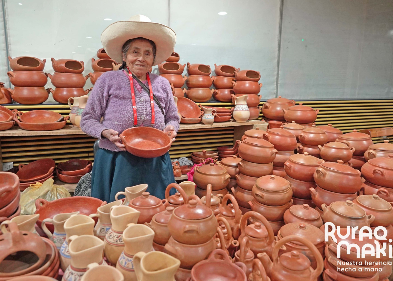 Taller de cerámica María Santos Minchan Visita nuestro catálogo virtual en 📲🛒👉https://ceramicamariasantosminchan.ruraqmaki.pe/